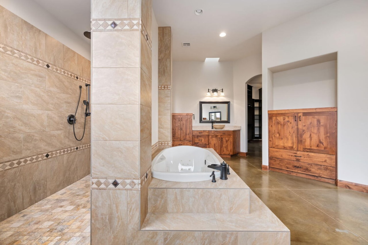 3052 N Snow Canyon Parkway #205 St George, UT 84770 home for sale, MLS#25-267642 - Erika Rogers Photo 18