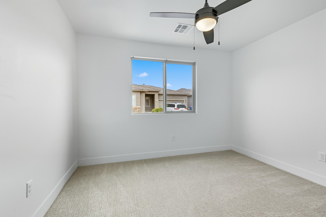 2261 S Tonaquint #31 St George, UT 84770 home for sale, MLS#25-265311 - Erika Rogers Photo 18