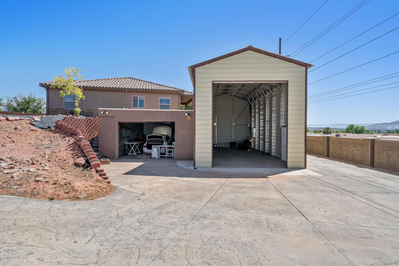 2752 E 50 S ST St George, UT 84790 home for sale, MLS#25-267658 - Erika Rogers Photo 10