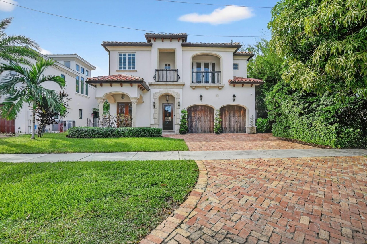 33 SE Olive Way Boca Raton | Florida Real Estate, Luxury \u0026 Waterfront Homes, image size:1280x852