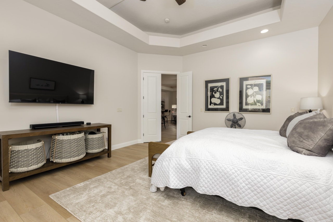 526 S Rainier DR St George, UT 84770 home for sale, MLS#25-267663 - Erika Rogers Photo 20