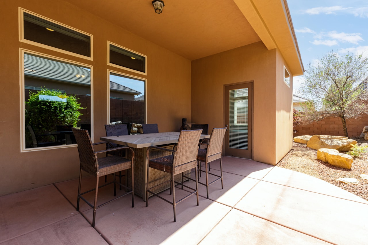 526 S Rainier DR St George, UT 84770 home for sale, MLS#25-267663 - Erika Rogers Photo 39