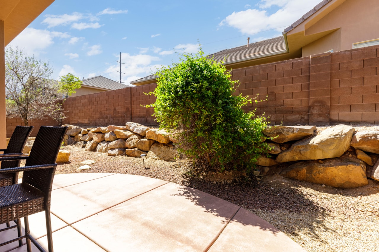 526 S Rainier DR St George, UT 84770 home for sale, MLS#25-267663 - Erika Rogers Photo 41