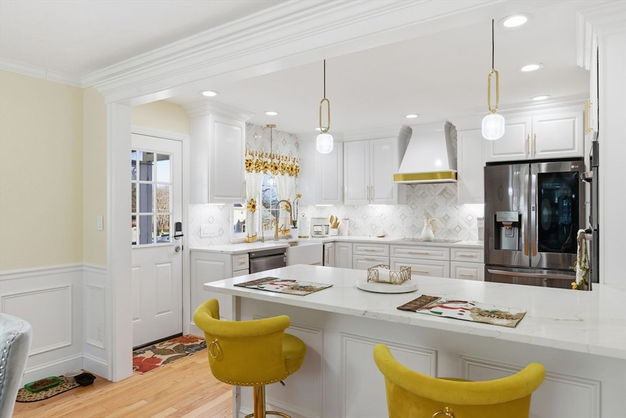 17 Cunniff Ave Milford, MA 01757 | MLS 73464306