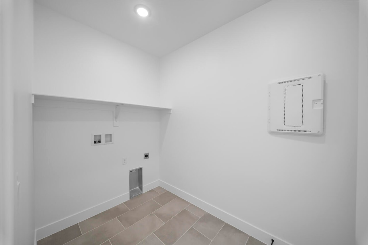 2727 W Lugano Way #Lot 64 St George, UT 84770 home for sale, MLS#25-264294 - Erika Rogers Photo 35