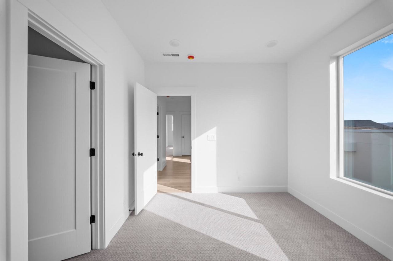 2727 W Lugano Way #Lot 64 St George, UT 84770 home for sale, MLS#25-264294 - Erika Rogers Photo 34