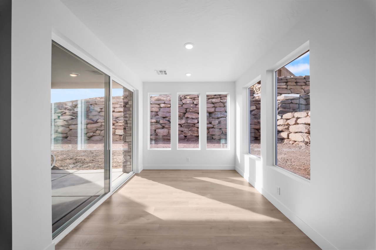 2727 W Lugano Way #Lot 64 St George, UT 84770 home for sale, MLS#25-264294 - Erika Rogers Photo 17