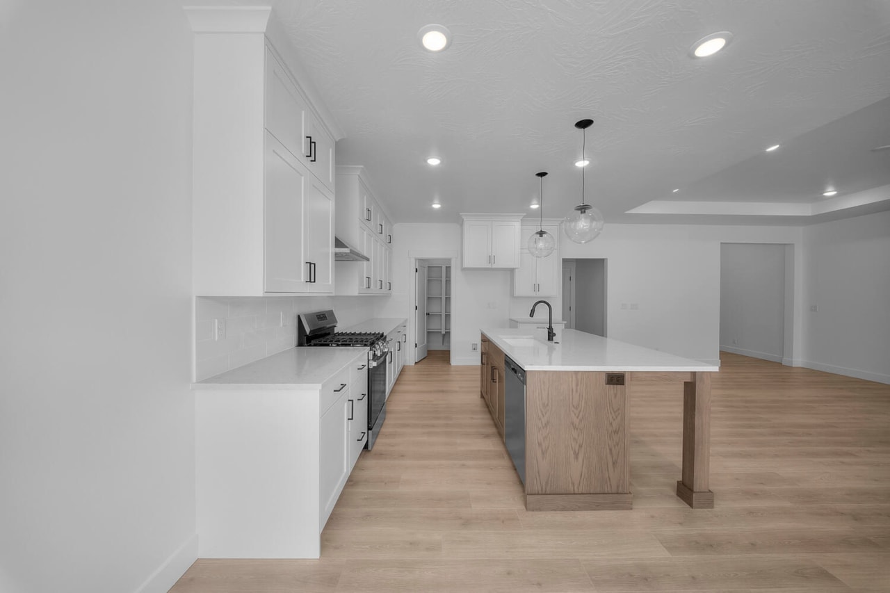 2727 W Lugano Way #Lot 64 St George, UT 84770 home for sale, MLS#25-264294 - Erika Rogers Photo 11