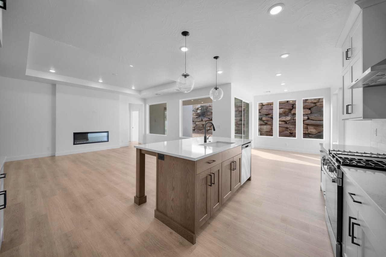 2727 W Lugano Way #Lot 64 St George, UT 84770 home for sale, MLS#25-264294 - Erika Rogers Photo 16