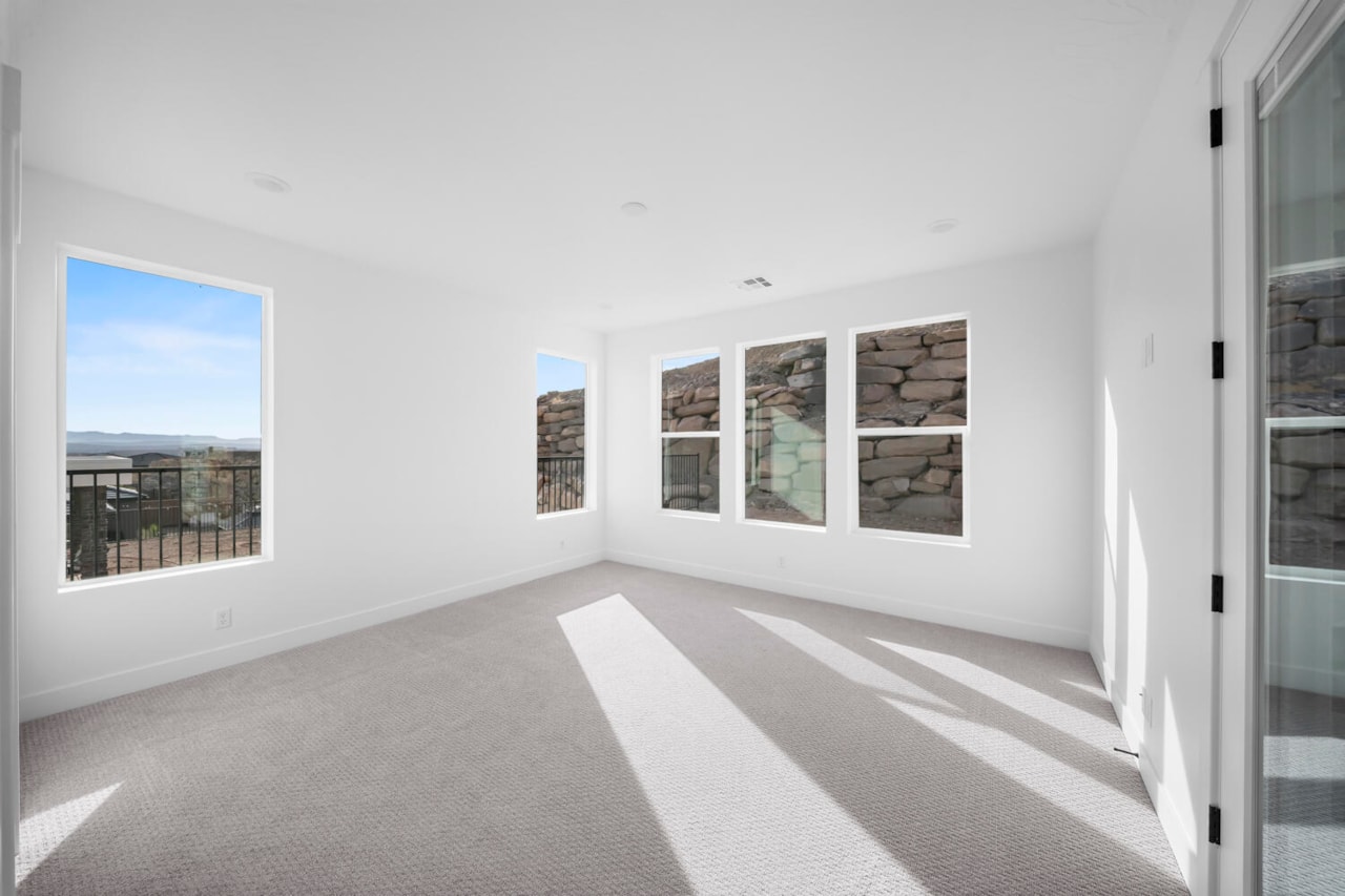 2727 W Lugano Way #Lot 64 St George, UT 84770 home for sale, MLS#25-264294 - Erika Rogers Photo 18