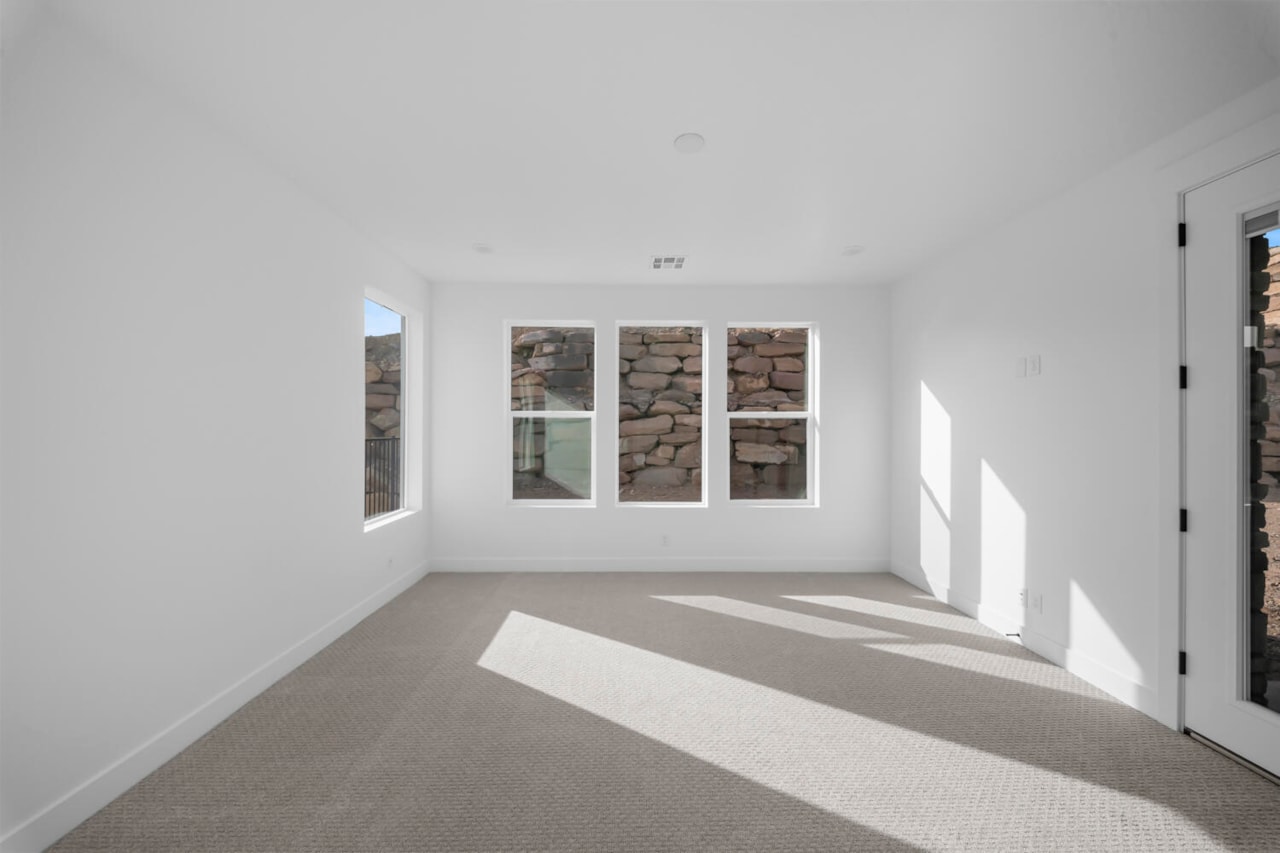 2727 W Lugano Way #Lot 64 St George, UT 84770 home for sale, MLS#25-264294 - Erika Rogers Photo 19