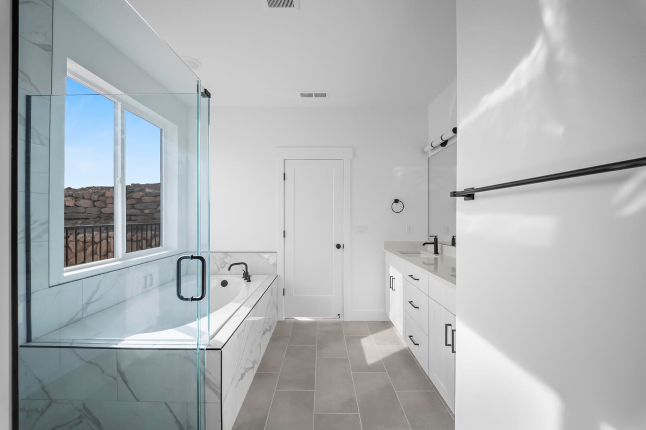 2727 W Lugano Way #Lot 64 St George, UT 84770 home for sale, MLS#25-264294 - Erika Rogers Photo 25