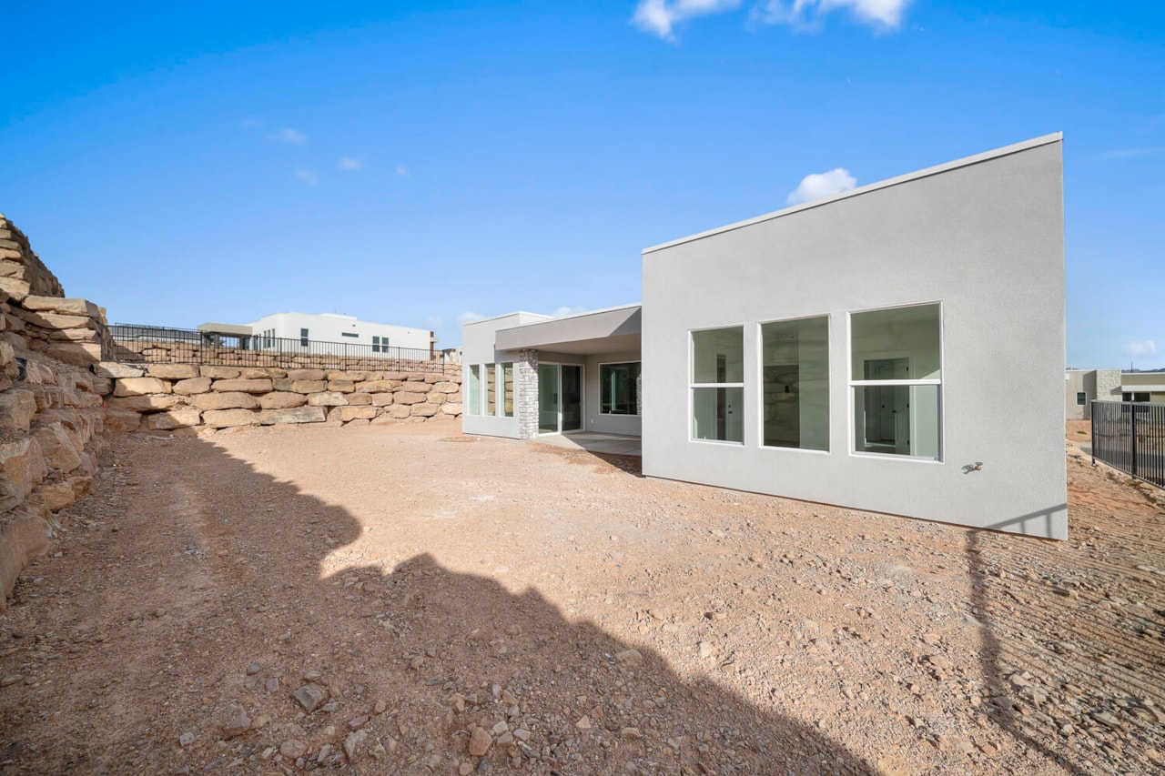 2727 W Lugano Way #Lot 64 St George, UT 84770 home for sale, MLS#25-264294 - Erika Rogers Photo 37