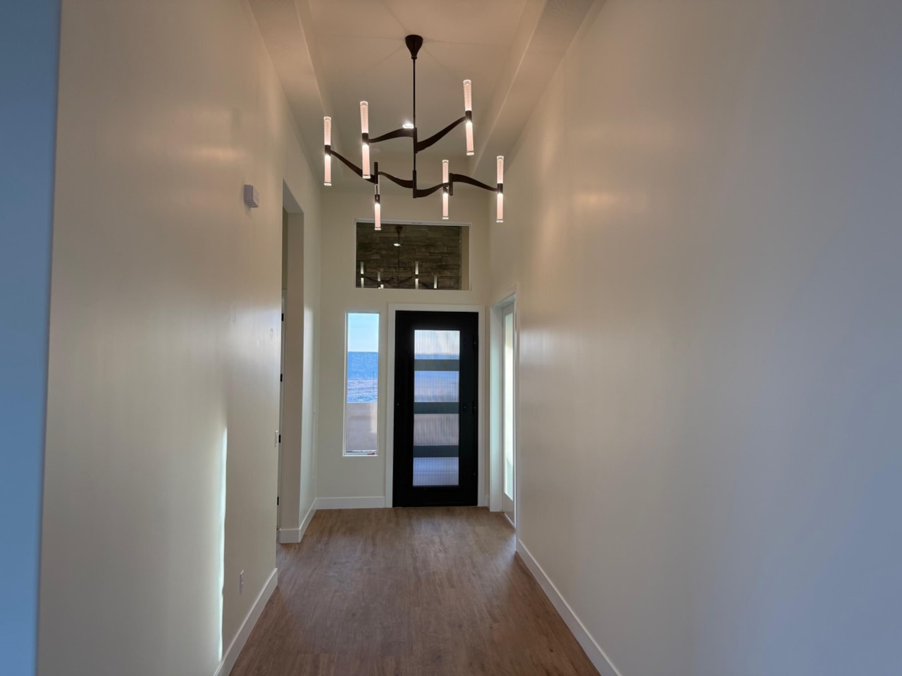 508 S Liri Trl St George, UT 84770 home for sale, MLS#25-263565 - Erika Rogers Photo 4