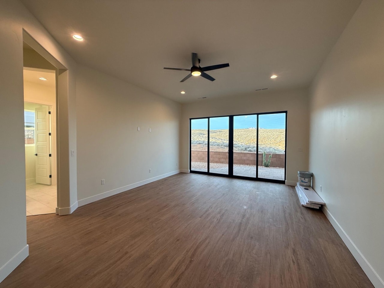 508 S Liri Trl St George, UT 84770 home for sale, MLS#25-263565 - Erika Rogers Photo 16