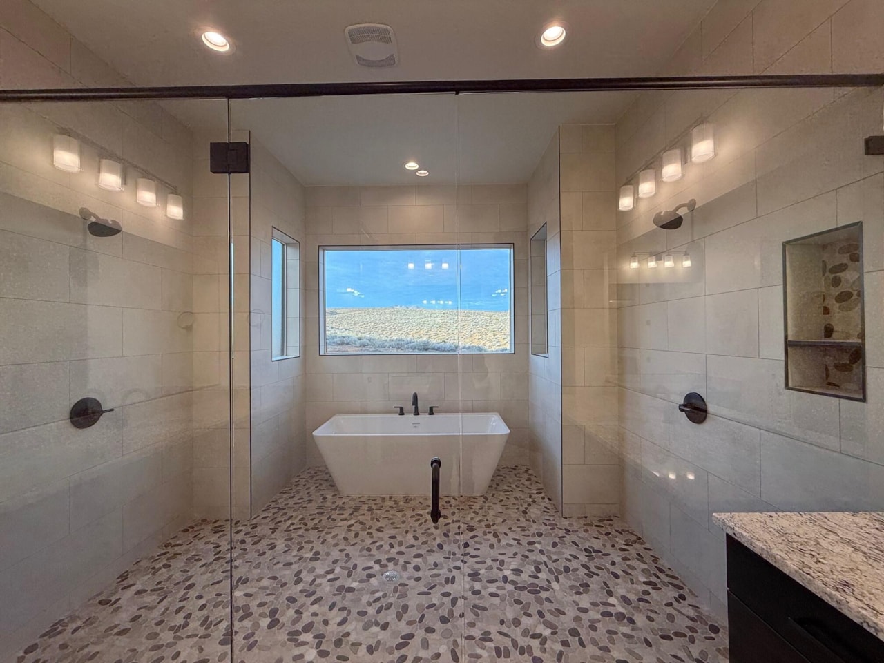 508 S Liri Trl St George, UT 84770 home for sale, MLS#25-263565 - Erika Rogers Photo 18