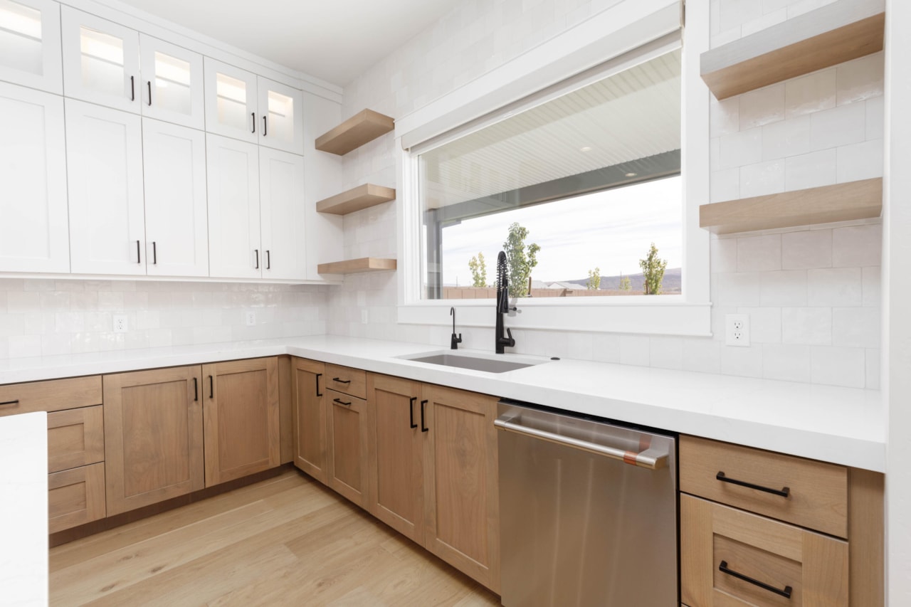 2786 E Freshet DR Washington, UT 84780 home for sale, MLS#25-266425 - Erika Rogers Photo 16