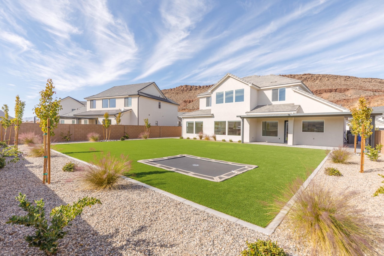 2786 E Freshet DR Washington, UT 84780 home for sale, MLS#25-266425 - Erika Rogers Photo 5