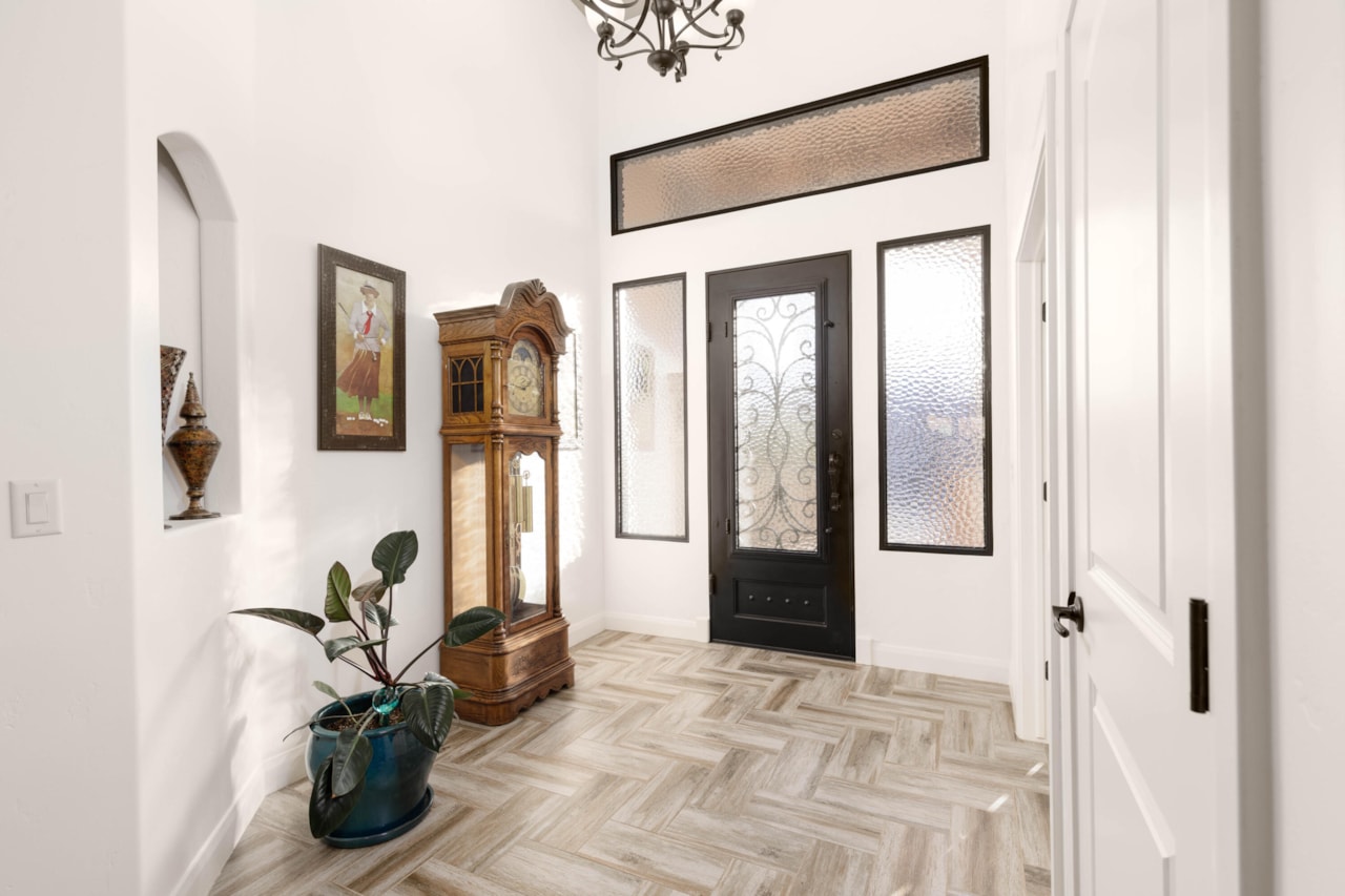 1537 N Blacklion RD Washington, UT 84780 home for sale, MLS#25-267687 - Erika Rogers Photo 6