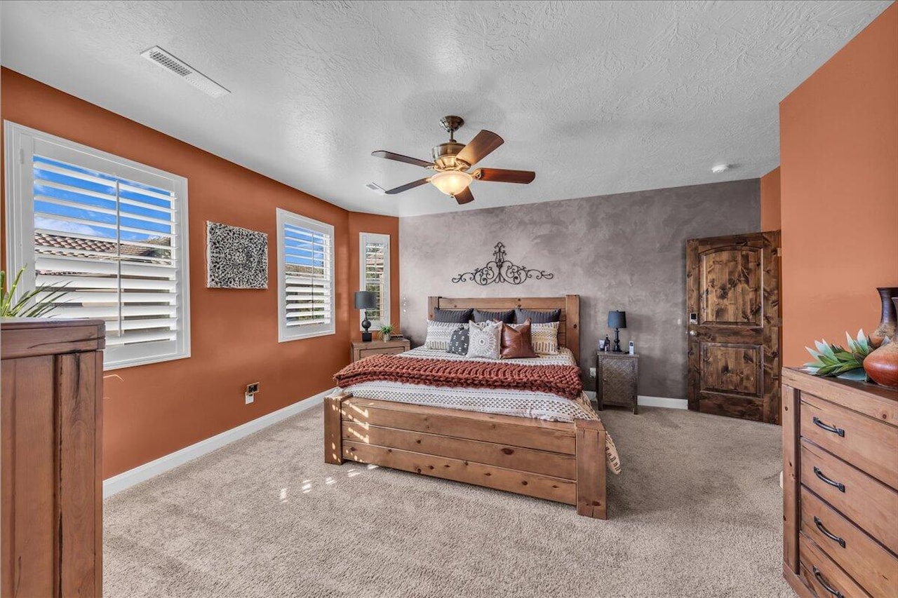 330 E Calgary St George, UT 84790 home for sale, MLS#25-264401 - Erika Rogers Photo 22