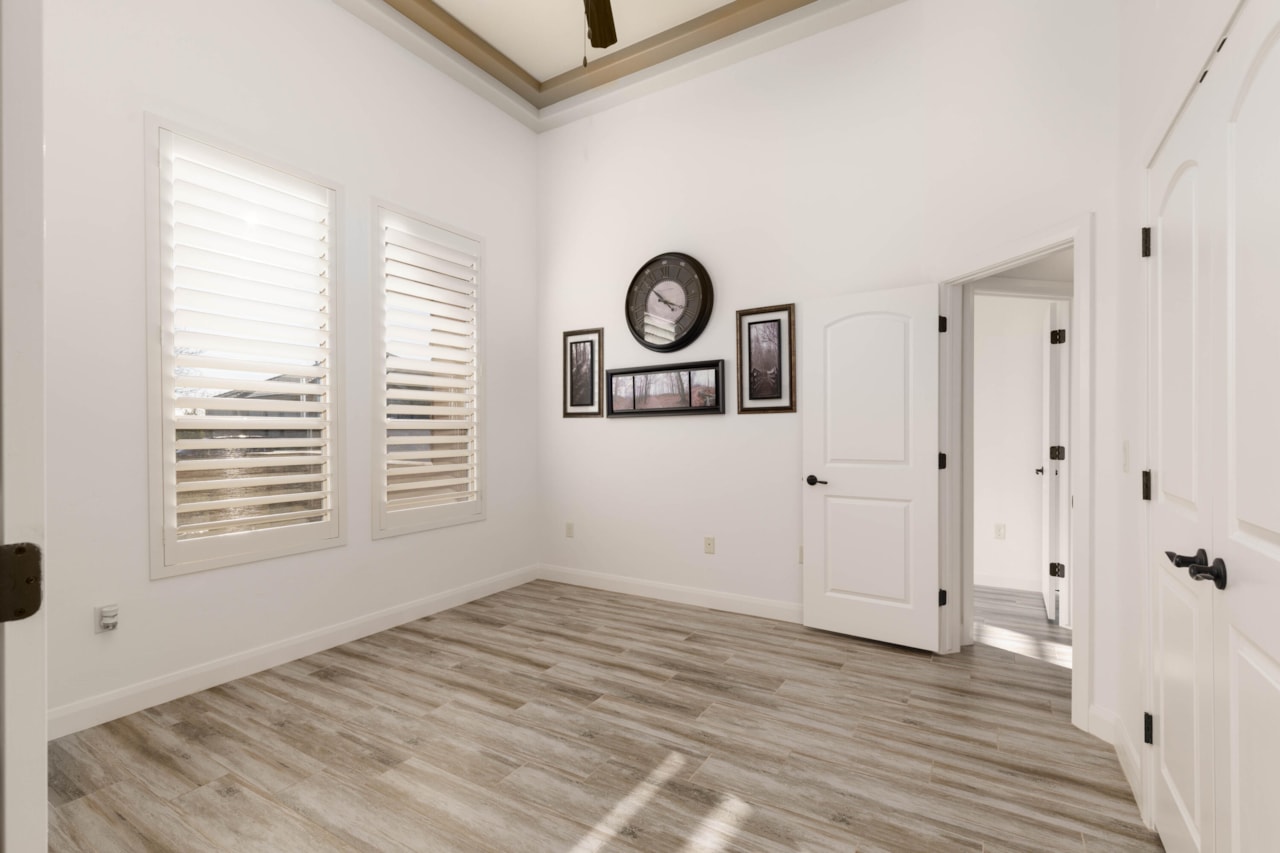 1537 N Blacklion RD Washington, UT 84780 home for sale, MLS#25-267687 - Erika Rogers Photo 27