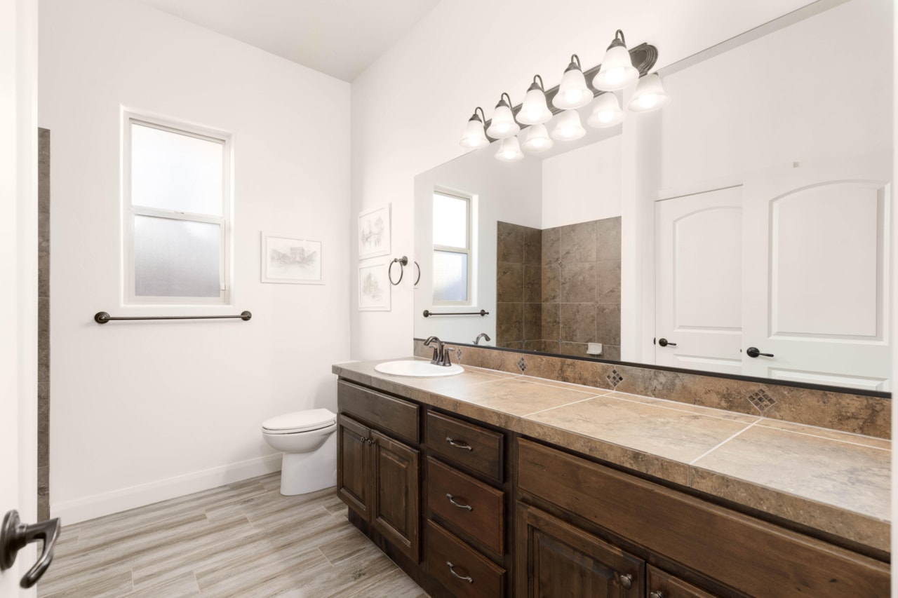 1537 N Blacklion RD Washington, UT 84780 home for sale, MLS#25-267687 - Erika Rogers Photo 31