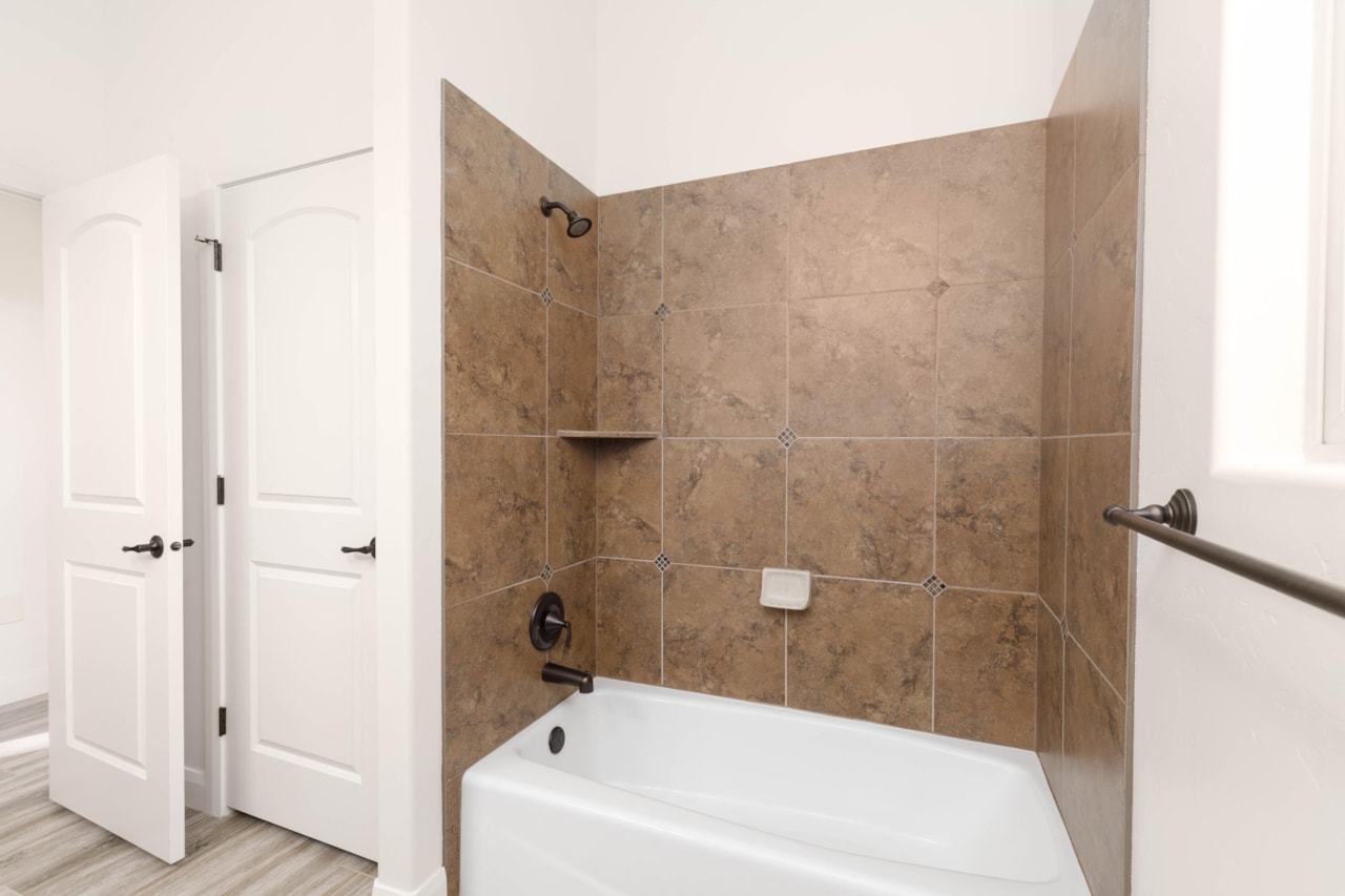 1537 N Blacklion RD Washington, UT 84780 home for sale, MLS#25-267687 - Erika Rogers Photo 32