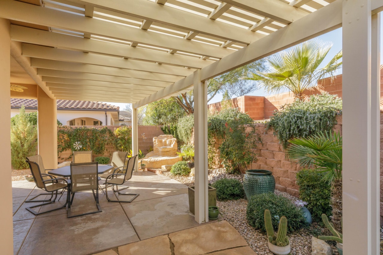 1537 N Blacklion RD Washington, UT 84780 home for sale, MLS#25-267687 - Erika Rogers Photo 37