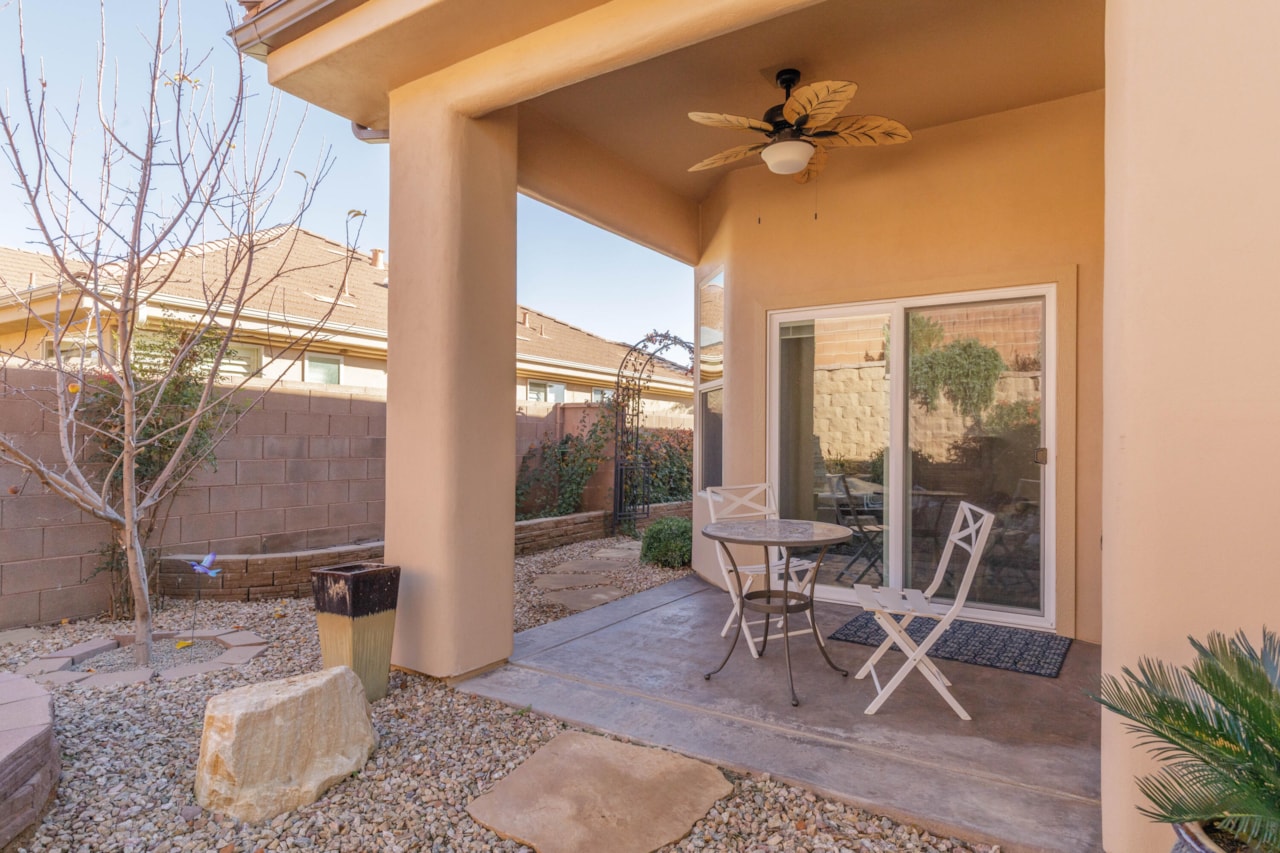 1537 N Blacklion RD Washington, UT 84780 home for sale, MLS#25-267687 - Erika Rogers Photo 41