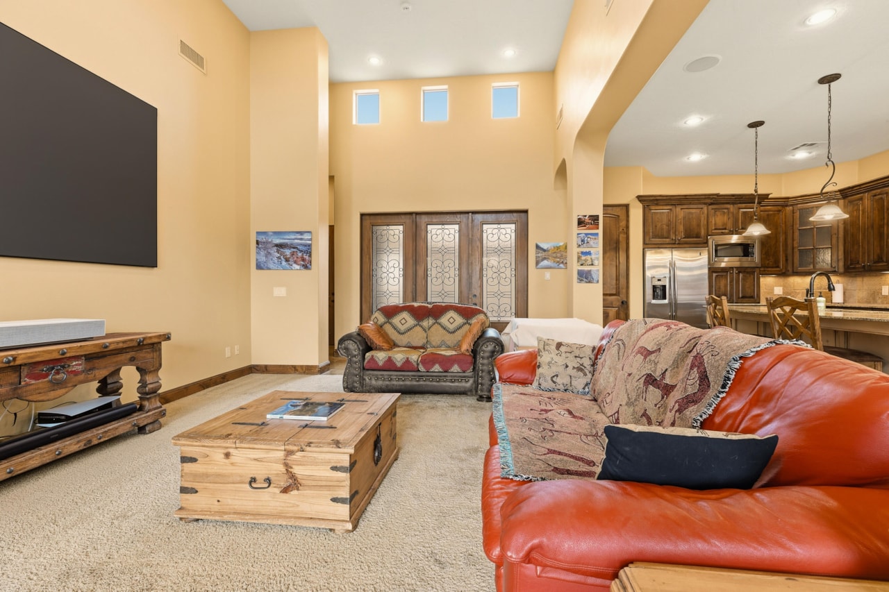 306 N Eagle Cove Ivins, UT 84738 home for sale, MLS#26-267687 - Erika Rogers Photo 11