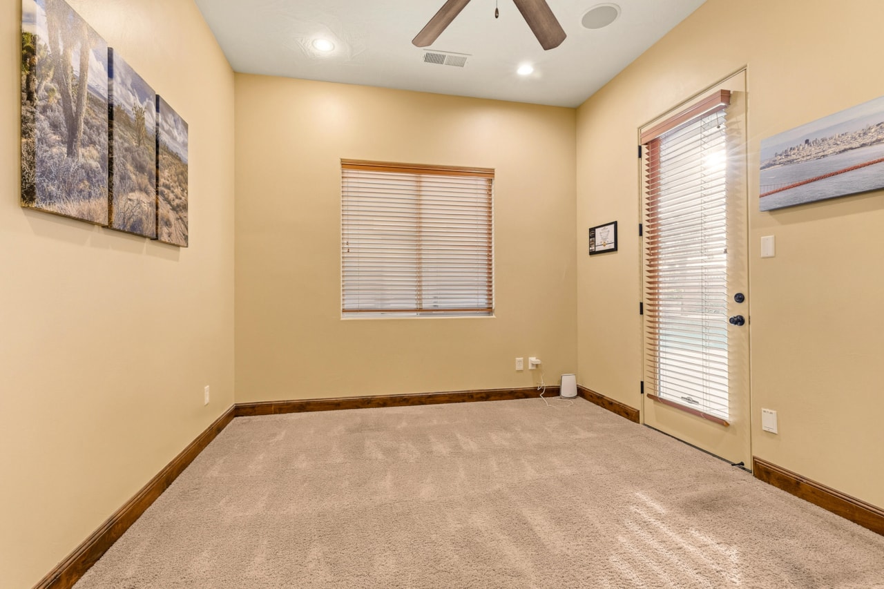 306 N Eagle Cove Ivins, UT 84738 home for sale, MLS#26-267687 - Erika Rogers Photo 27