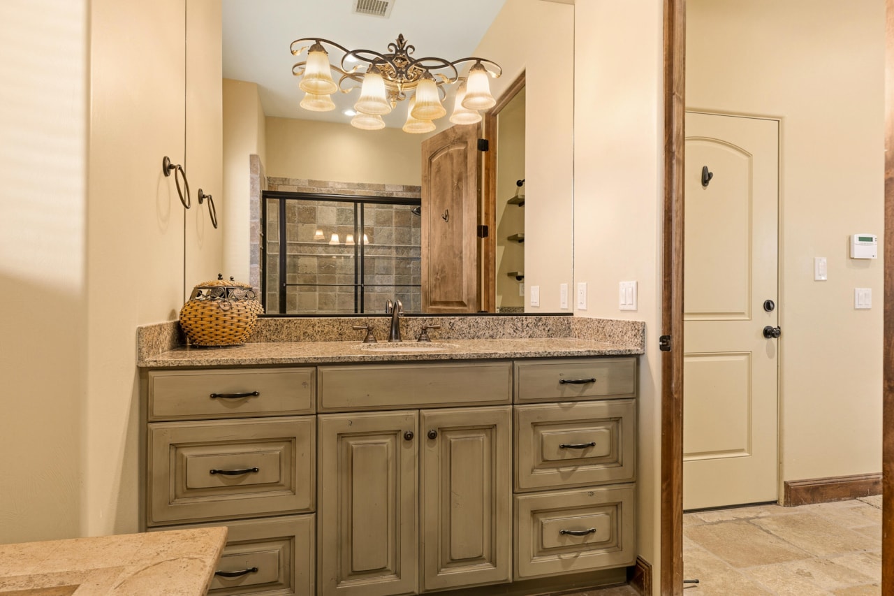 306 N Eagle Cove Ivins, UT 84738 home for sale, MLS#26-267687 - Erika Rogers Photo 33