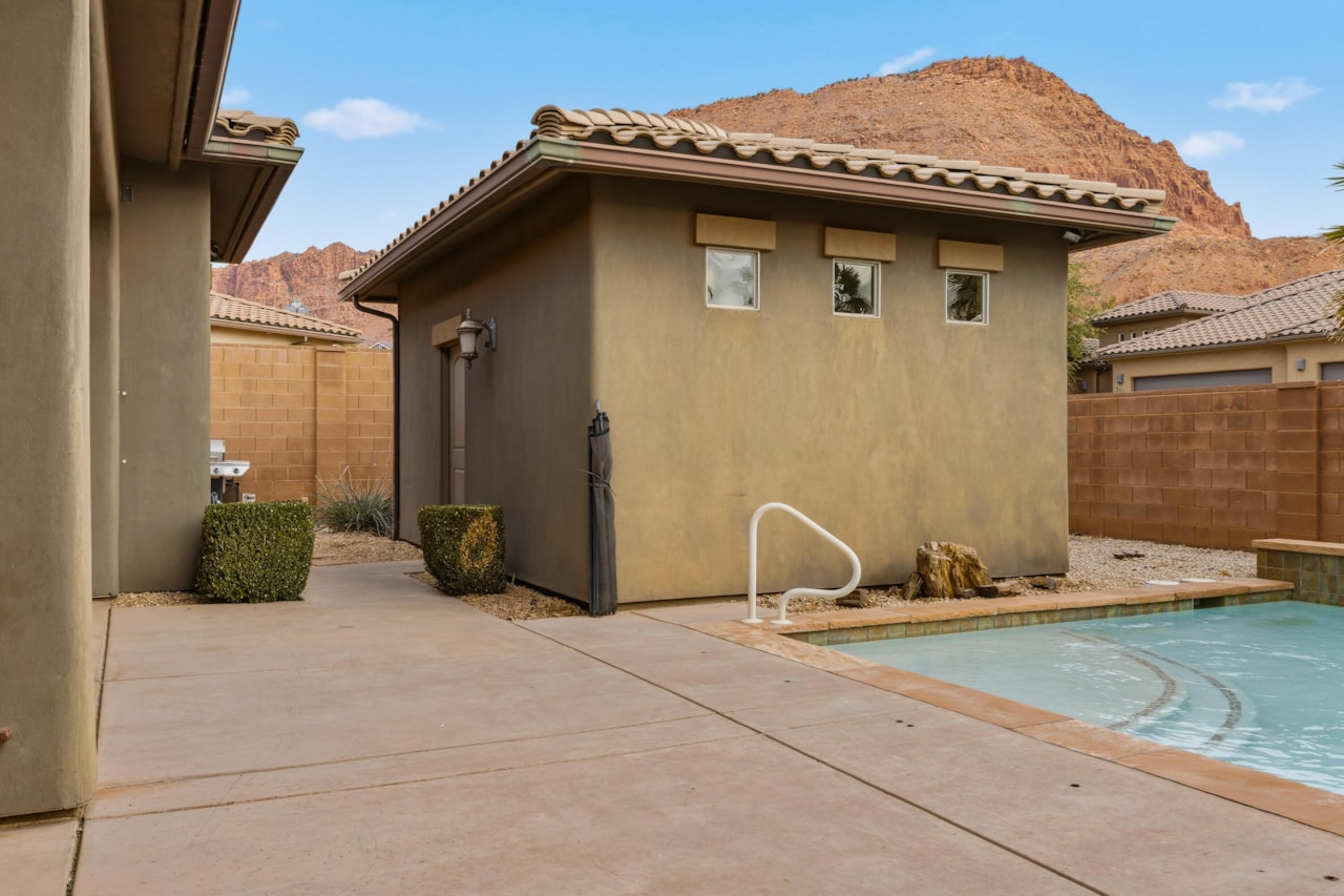 306 N Eagle Cove Ivins, UT 84738 home for sale, MLS#26-267687 - Erika Rogers Photo 38