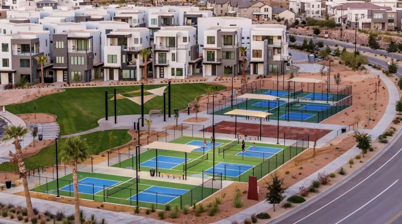 755 W Juniper Hill DR St George, UT 84790 home for sale, MLS#25-267689 - Erika Rogers Photo 5