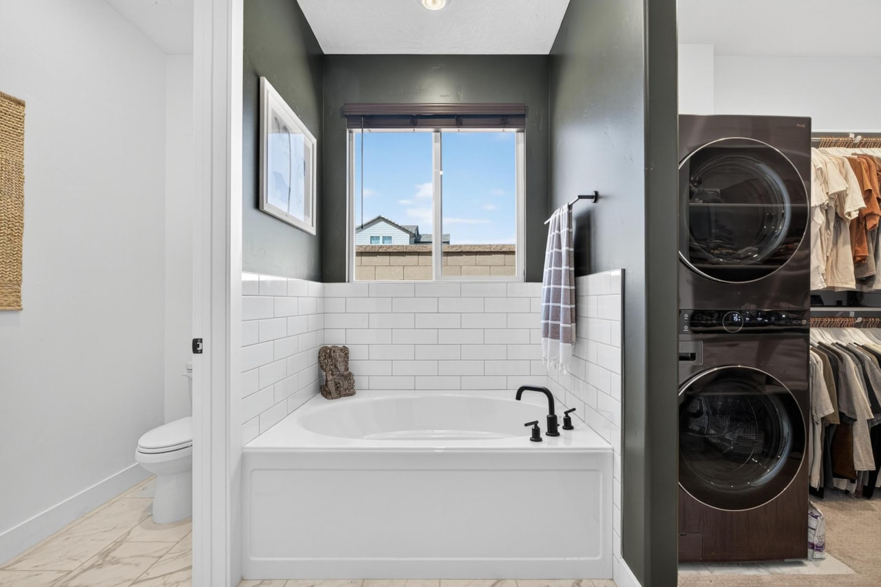 755 W Juniper Hill DR St George, UT 84790 home for sale, MLS#25-267689 - Erika Rogers Photo 29