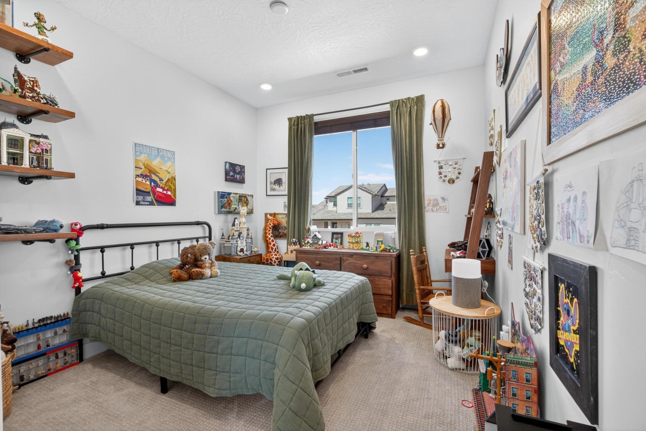 755 W Juniper Hill DR St George, UT 84790 home for sale, MLS#25-267689 - Erika Rogers Photo 38