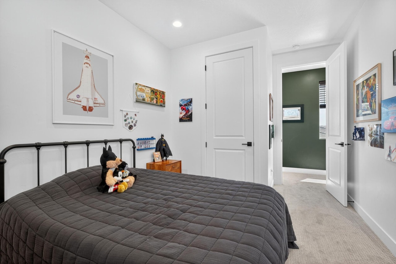 755 W Juniper Hill DR St George, UT 84790 home for sale, MLS#25-267689 - Erika Rogers Photo 44