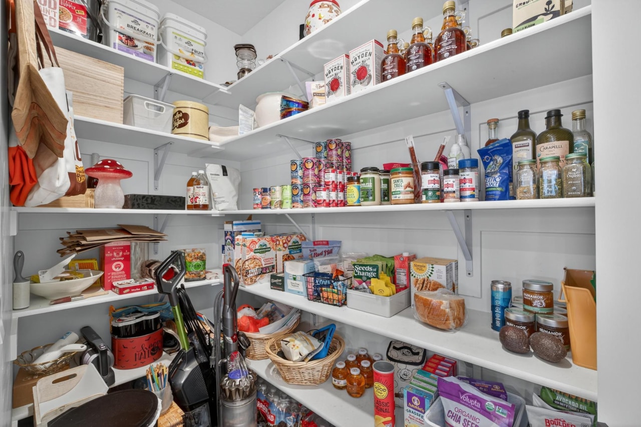 755 W Juniper Hill DR St George, UT 84790 home for sale, MLS#25-267689 - Erika Rogers Photo 47