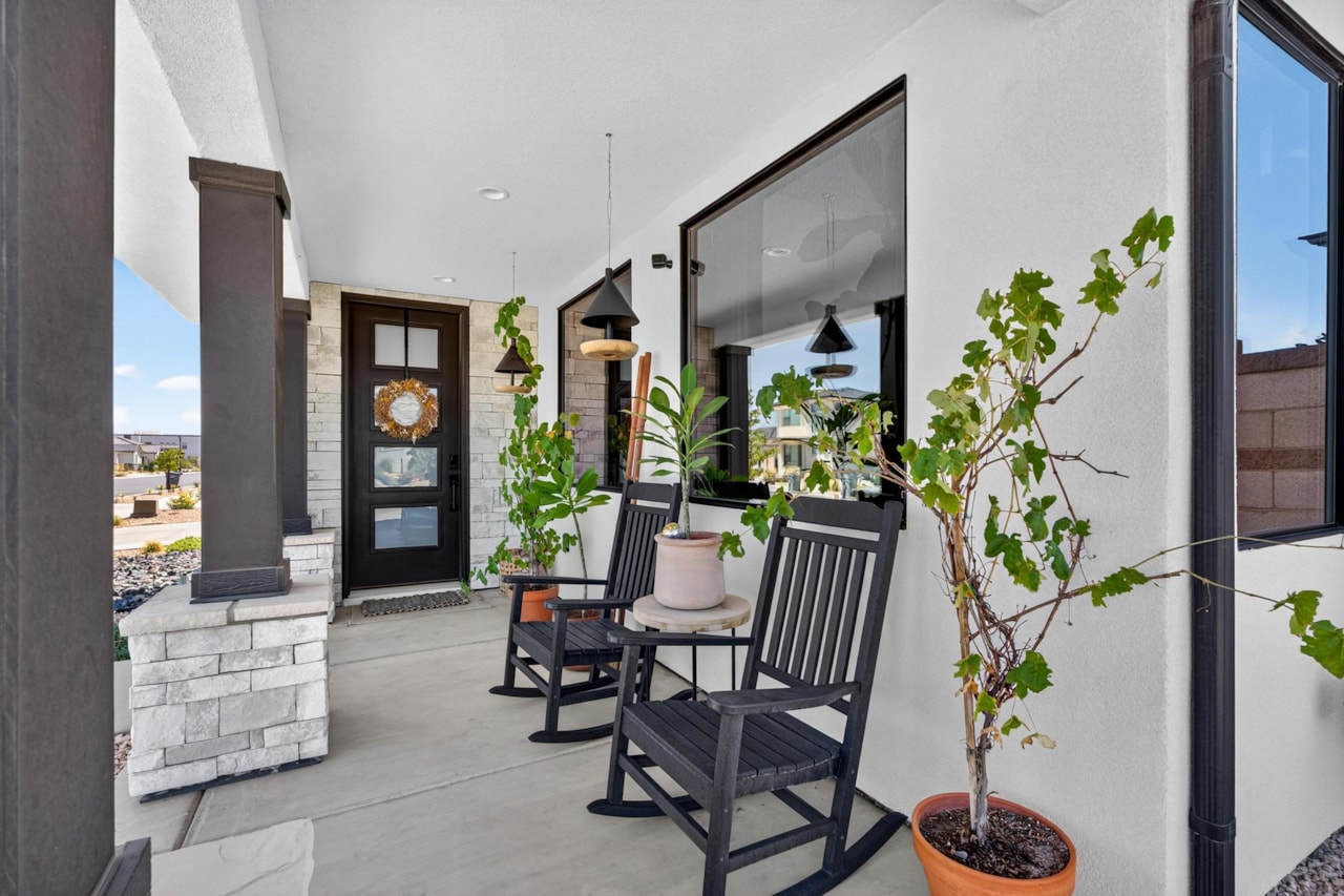 755 W Juniper Hill DR St George, UT 84790 home for sale, MLS#25-267689 - Erika Rogers Photo 51