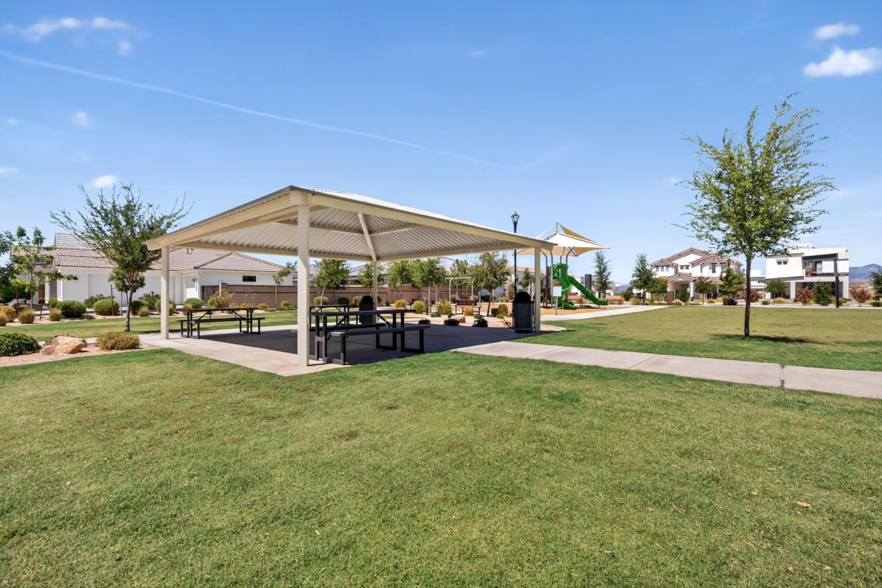 755 W Juniper Hill DR St George, UT 84790 home for sale, MLS#25-267689 - Erika Rogers Photo 60