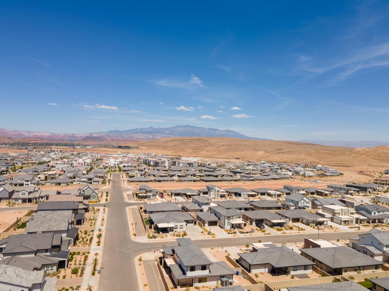 755 W Juniper Hill DR St George, UT 84790 home for sale, MLS#25-267689 - Erika Rogers Photo 63