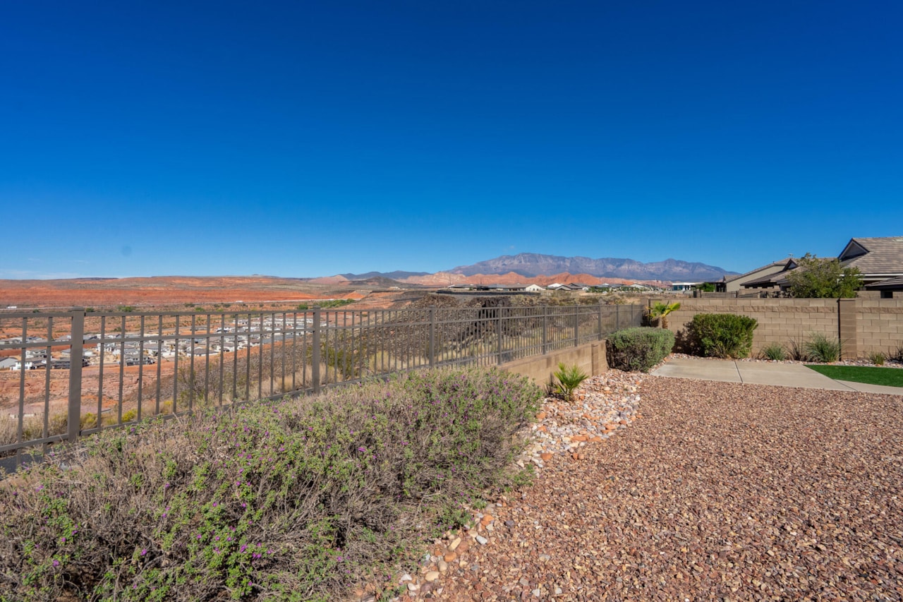 1163 N Crown King Ave Washington, UT 84780 home for sale, MLS#26-267689 - Erika Rogers Photo 25