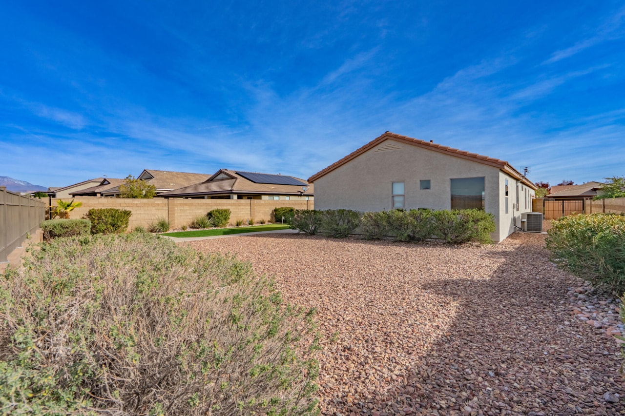 1163 N Crown King Ave Washington, UT 84780 home for sale, MLS#26-267689 - Erika Rogers Photo 60