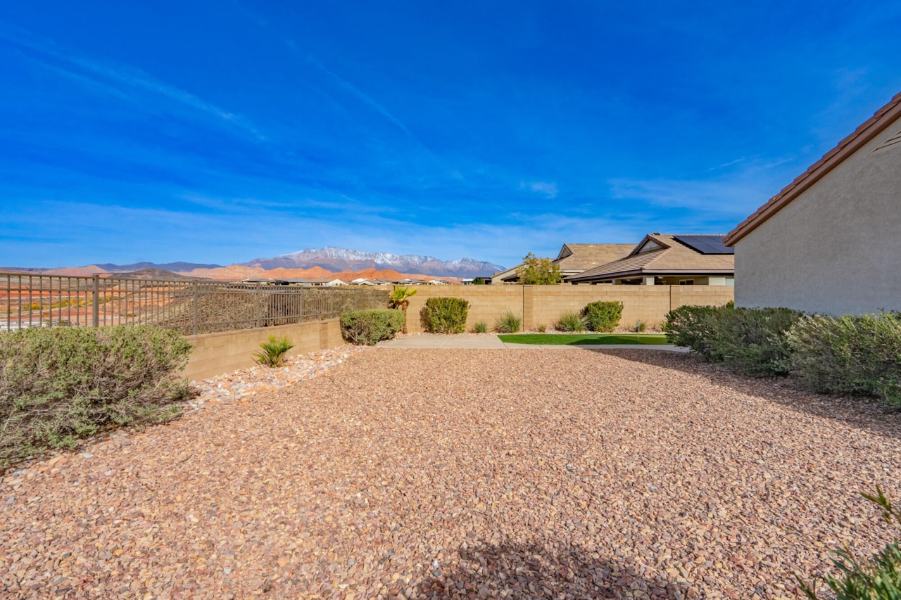 1163 N Crown King Ave Washington, UT 84780 home for sale, MLS#26-267689 - Erika Rogers Photo 61