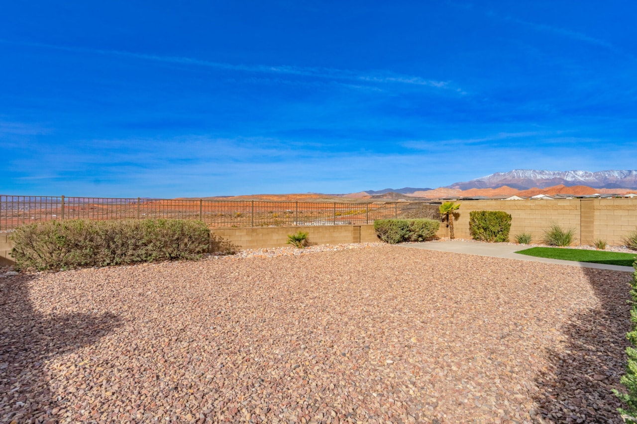 1163 N Crown King Ave Washington, UT 84780 home for sale, MLS#26-267689 - Erika Rogers Photo 62