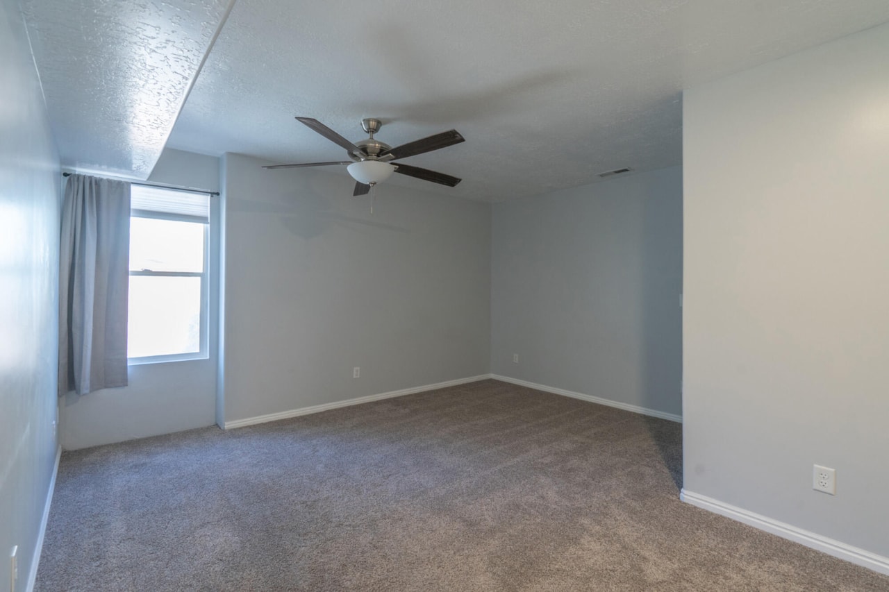 2294 E 170  N St George, UT 84770 home for sale, MLS#26-267690 - Erika Rogers Photo 21