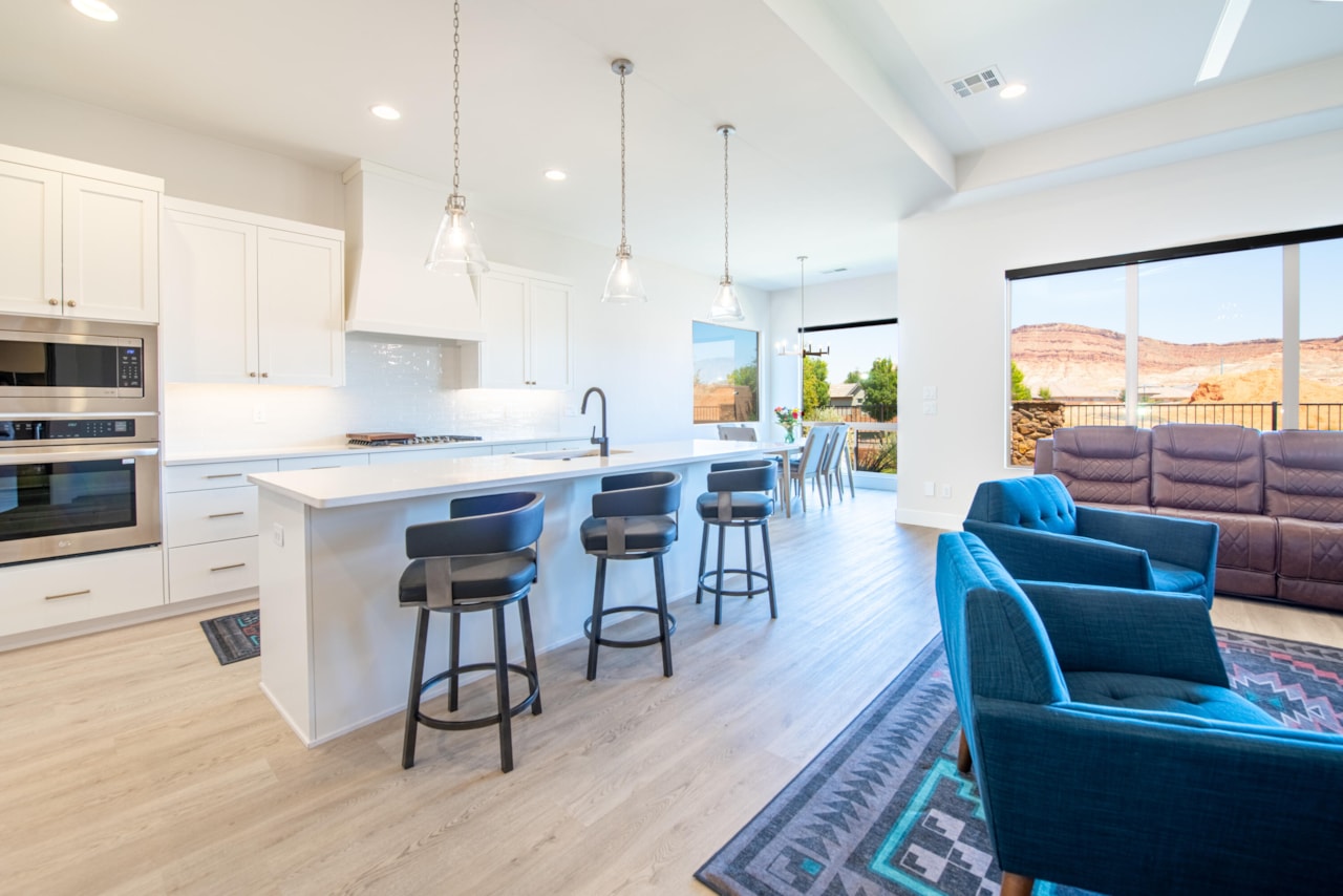 4837 S Resolution DR Washington, UT 84780 home for sale, MLS#25-264083 - Erika Rogers Photo 12