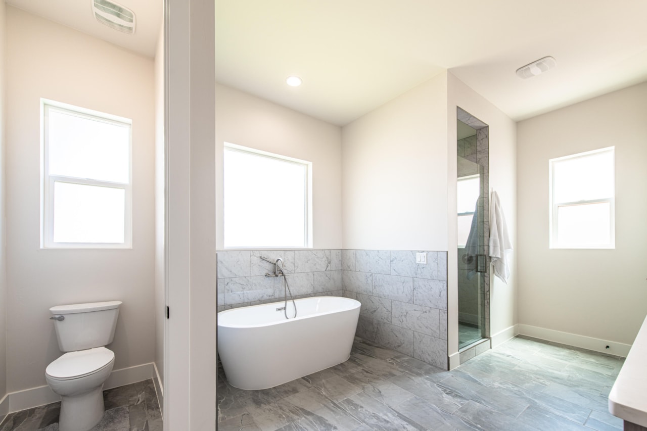 4837 S Resolution DR Washington, UT 84780 home for sale, MLS#25-264083 - Erika Rogers Photo 18