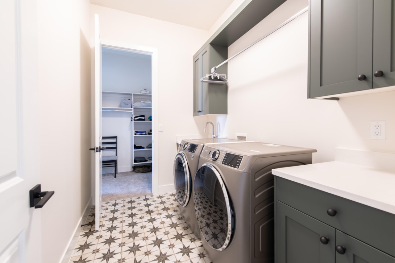 4837 S Resolution DR Washington, UT 84780 home for sale, MLS#25-264083 - Erika Rogers Photo 24