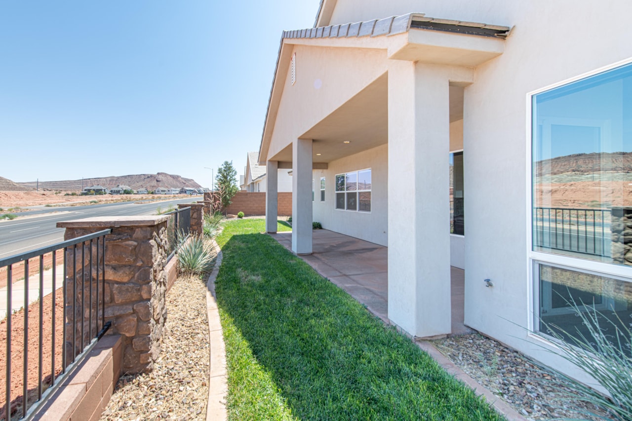 4837 S Resolution DR Washington, UT 84780 home for sale, MLS#25-264083 - Erika Rogers Photo 25